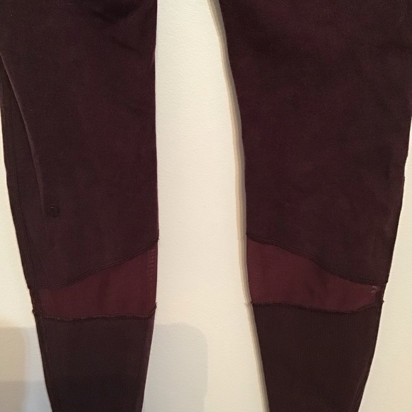 Lululemon Devi Yoga Pant
Heathered Bordeaux Drama / Black Cherry - Picture 11 of 14